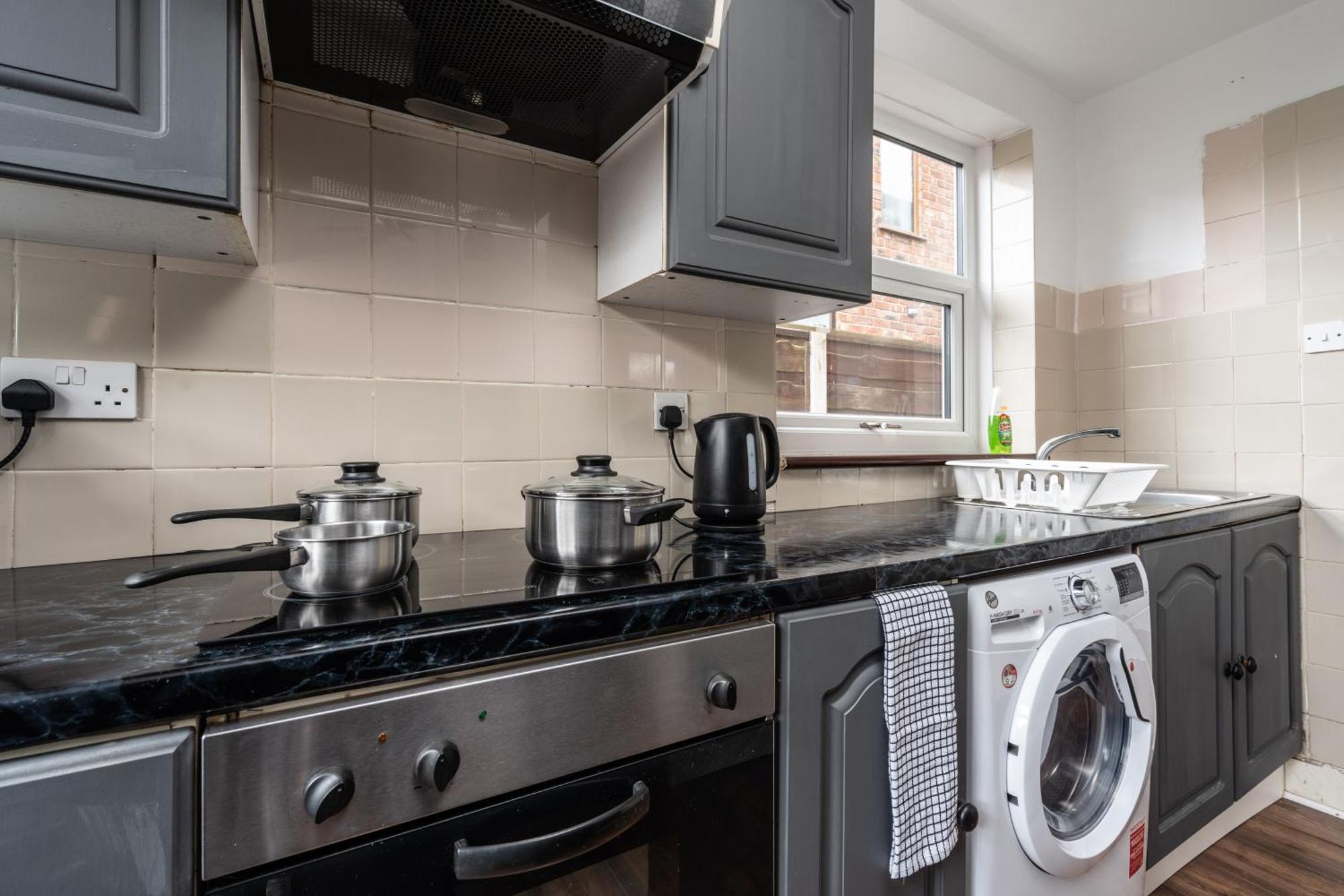 Comfy 3Br Home - Pool Table - Games - Sleeps 8 Manchester Esterno foto