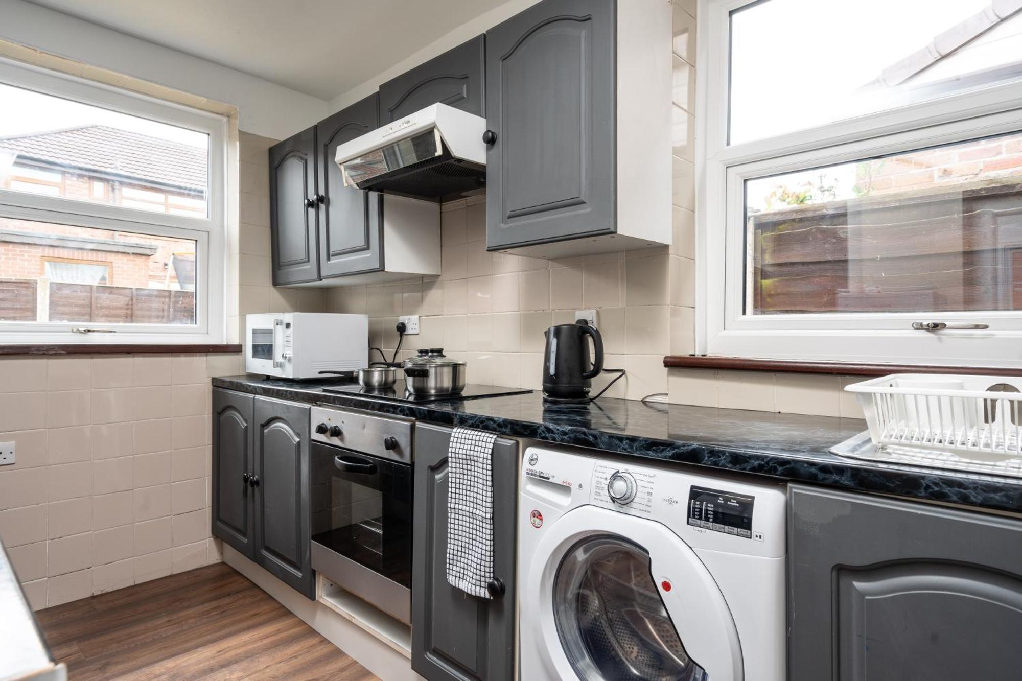 Comfy 3Br Home - Pool Table - Games - Sleeps 8 Manchester Esterno foto